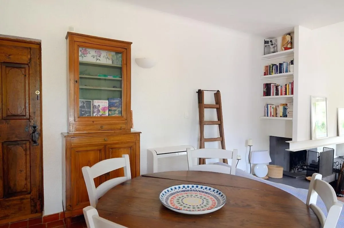 Villa 4 Bedrooms For 8 People With Heated Pool 4Km From Aix Center, Agarrus Aix Aix-en-Provence France