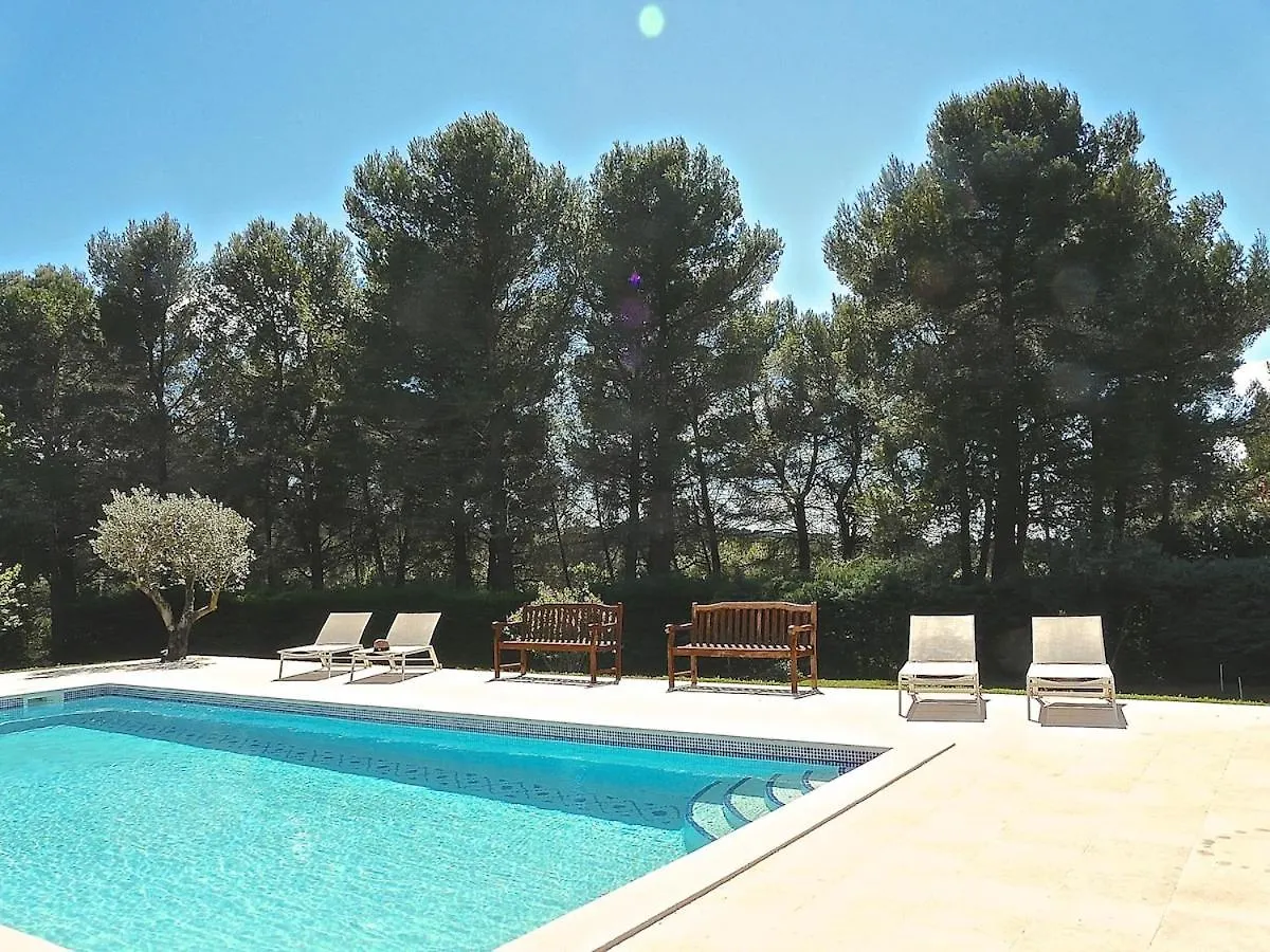 Villa 4 Bedrooms For 8 People With Heated Pool 4Km From Aix Center, Agarrus Aix Aix-en-Provence