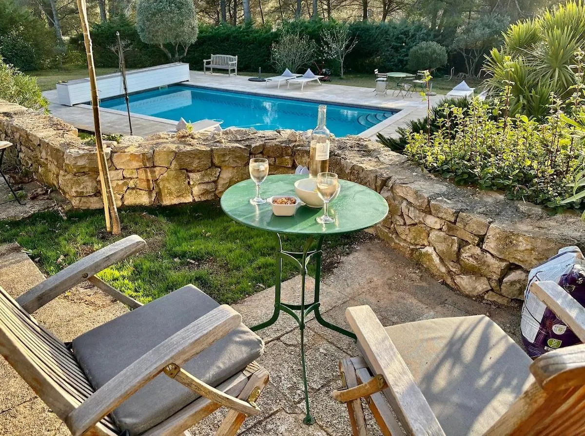 Villa 4 Bedrooms For 8 People With Heated Pool 4Km From Aix Center, Agarrus Aix Aix-en-Provence France